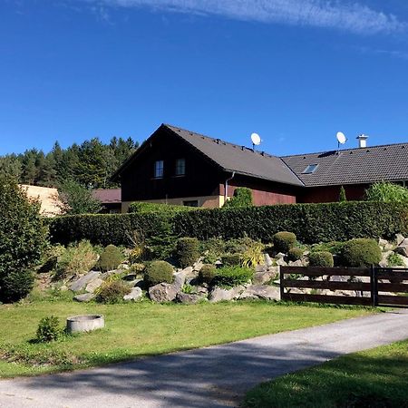 Apartman Lipa-Lipno リプノ・ナト・ヴルタヴォウ エクステリア 写真