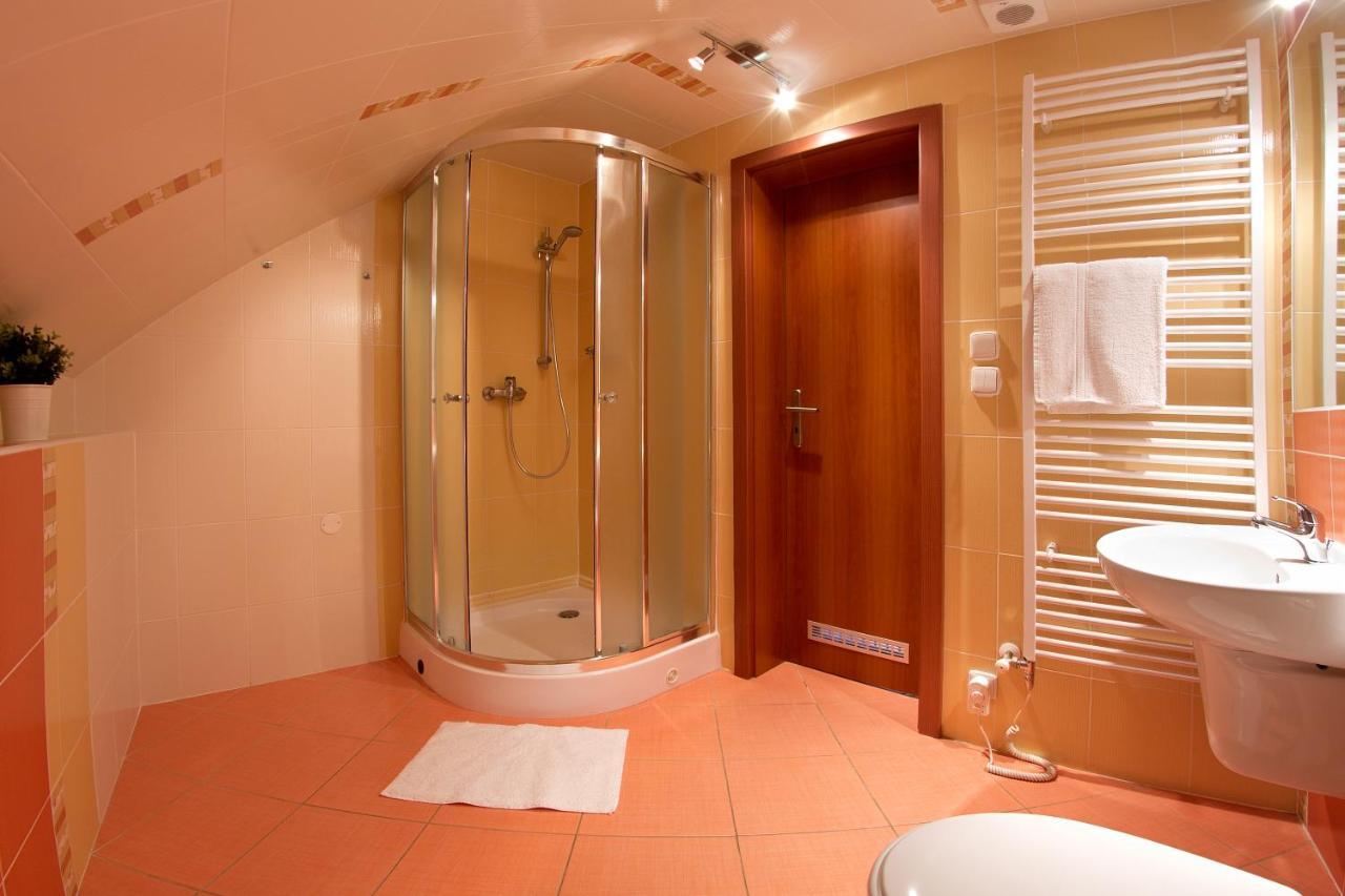 Apartman Lipa-Lipno リプノ・ナト・ヴルタヴォウ エクステリア 写真