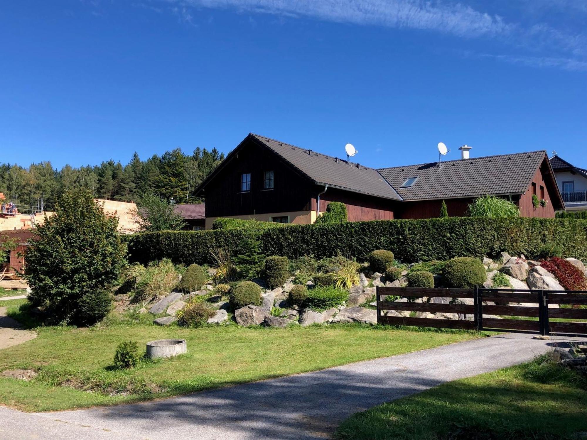 Apartman Lipa-Lipno リプノ・ナト・ヴルタヴォウ エクステリア 写真